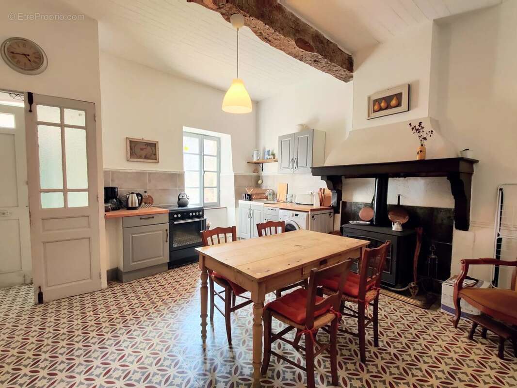 Maison lumineux situé dans une village charmante - photo 10
