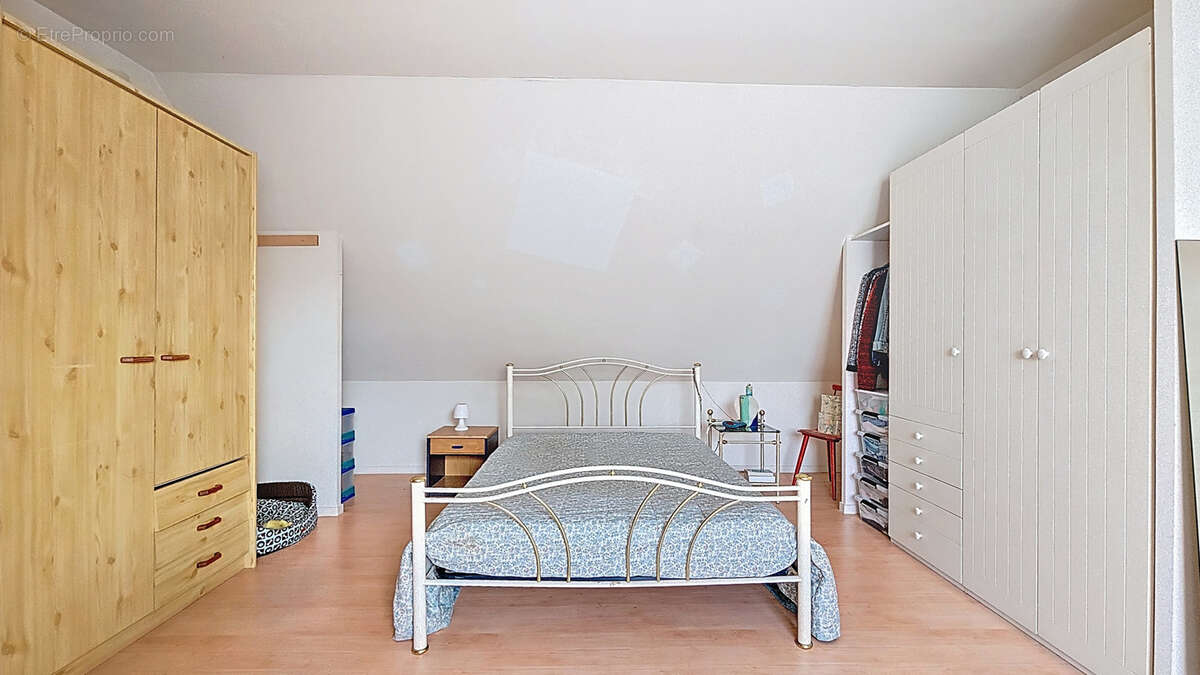 Maison à CHAMPS-SUR-MARNE