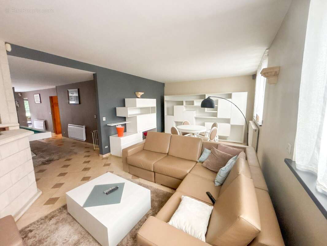 Maison à LYS-LEZ-LANNOY