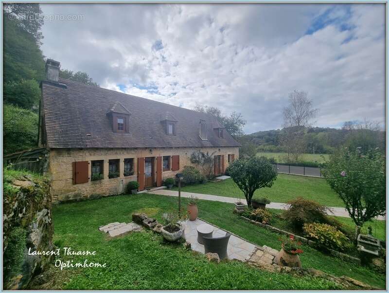 Maison à LES EYZIES-DE-TAYAC-SIREUIL