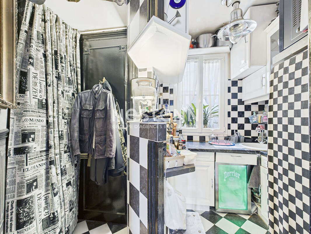 Appartement à PARIS-18E