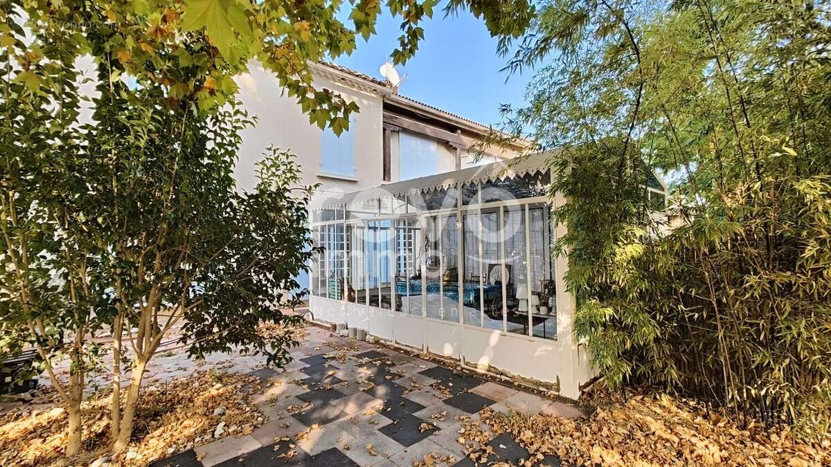 Maison à ORANGE