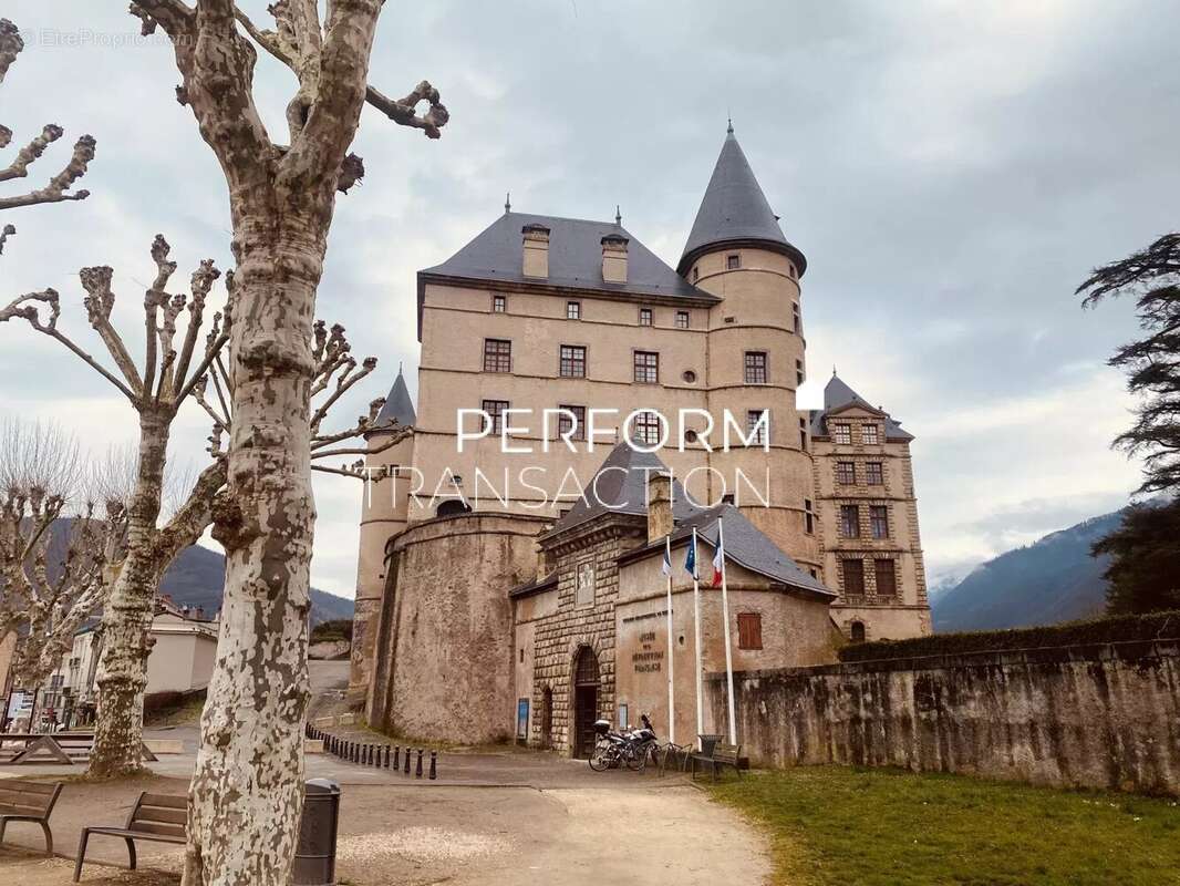 Appartement à VIZILLE