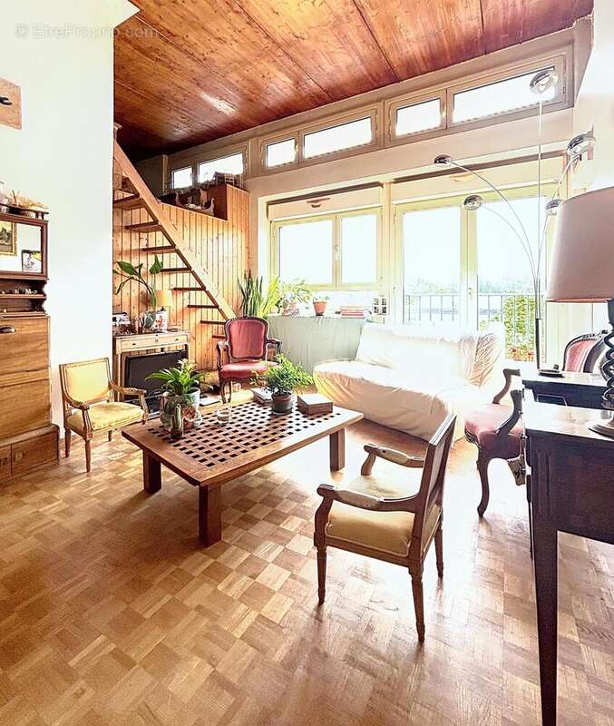 Photo 2 - Appartement à LOUVECIENNES