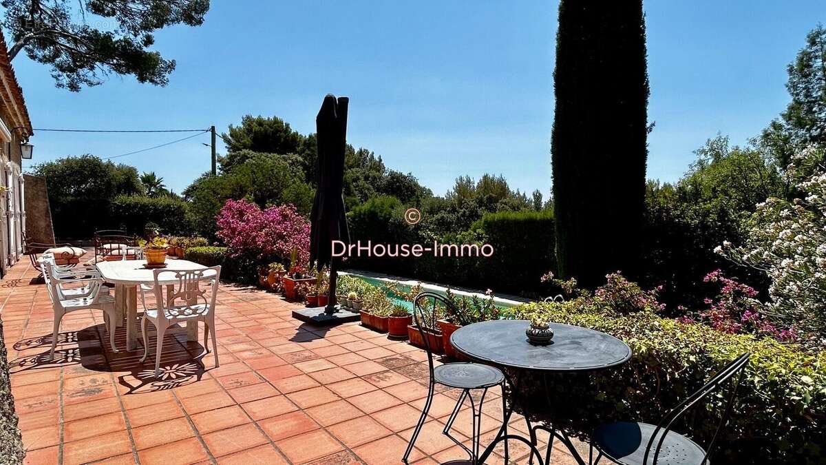 Maison 172 m² à La Valette-Du-Var  - photo 15