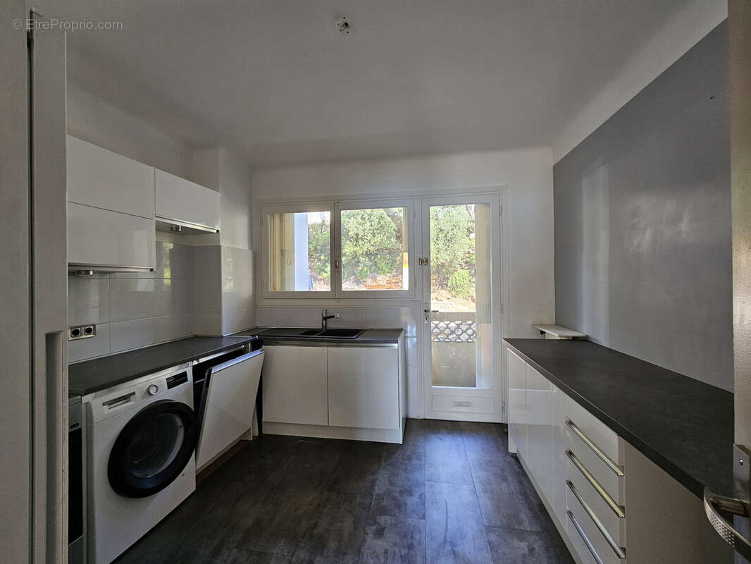 Appartement à CAP-D'AIL