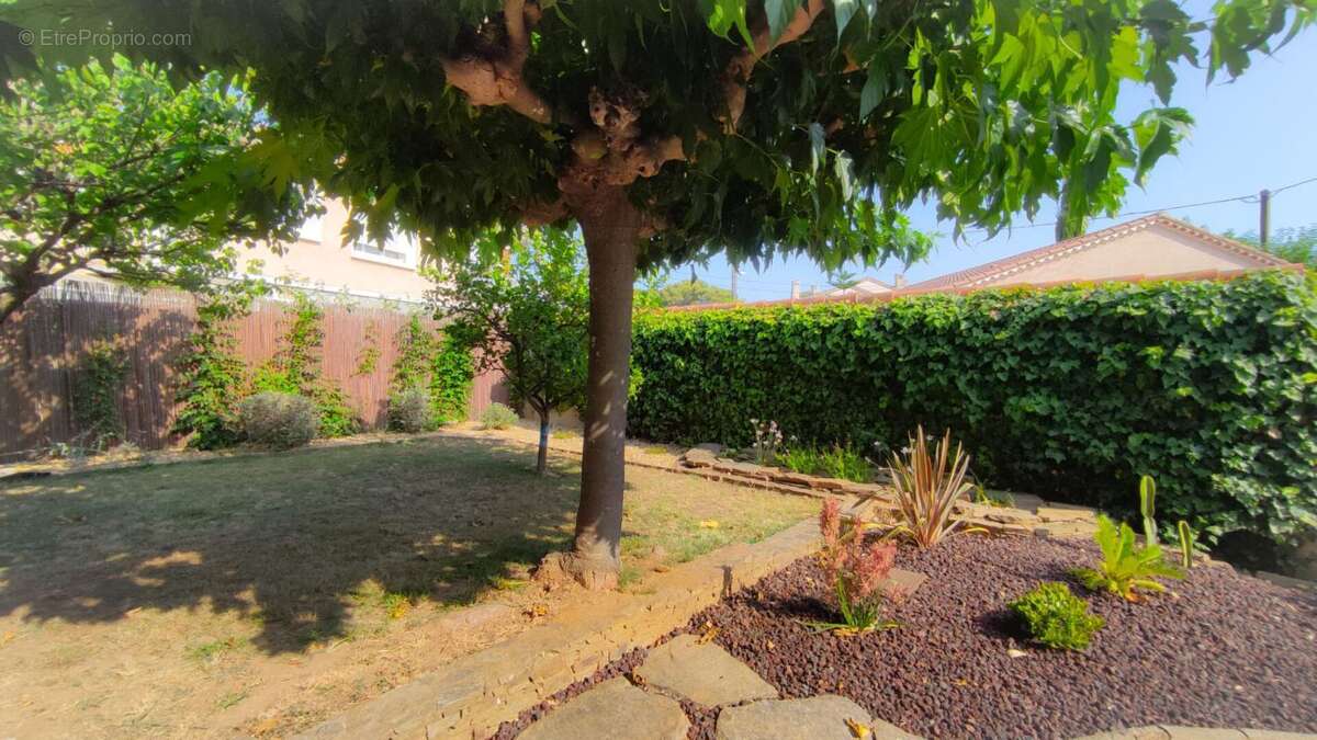 Maison à LA LONDE-LES-MAURES