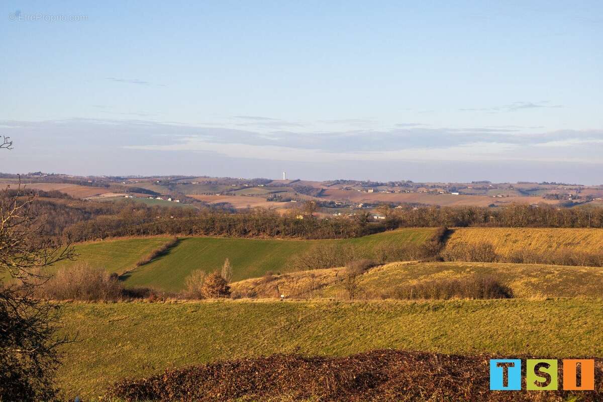Maison à CASTELNAU-PICAMPEAU