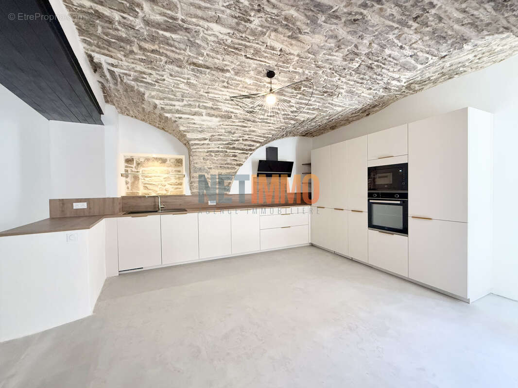 Maison à BERNIS
