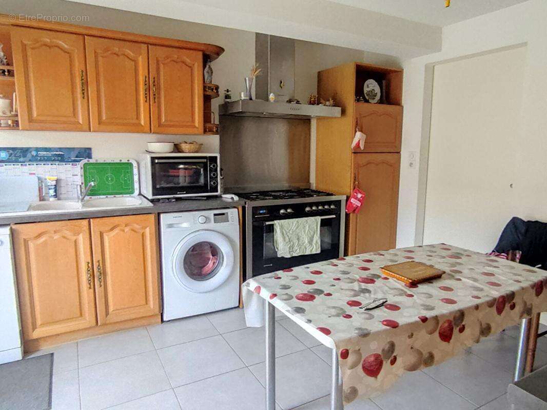 Maison à SAINT-MESMIN