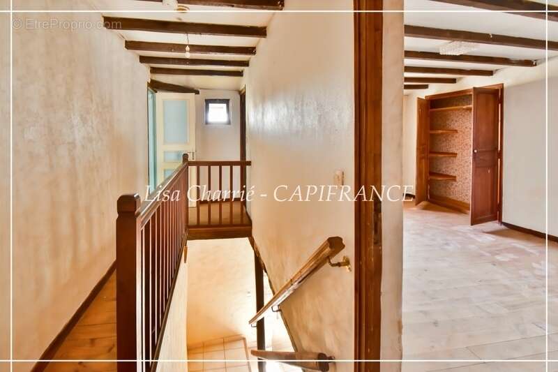 Maison à VIC-FEZENSAC