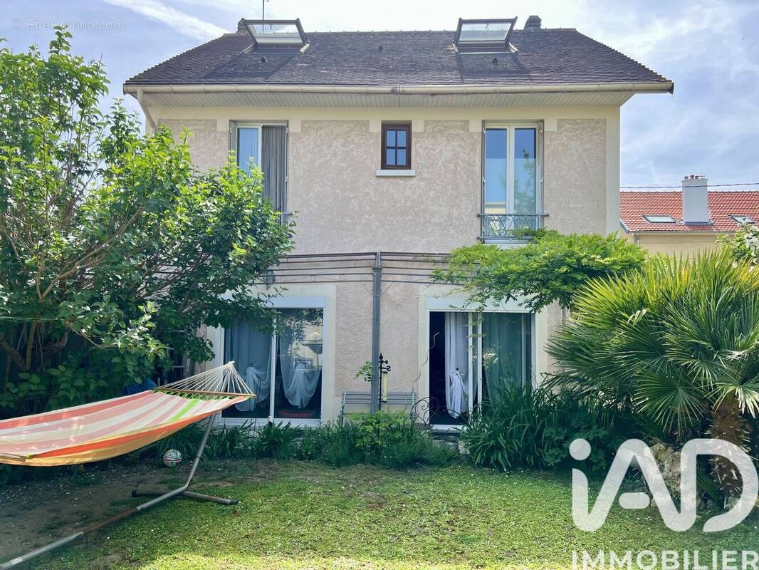 Photo 1 - Maison à CROISSY-SUR-SEINE