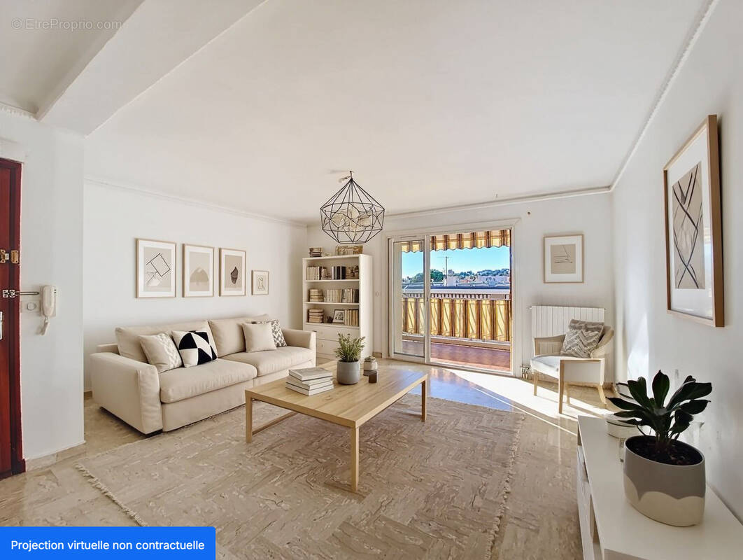 Appartement à SANARY-SUR-MER