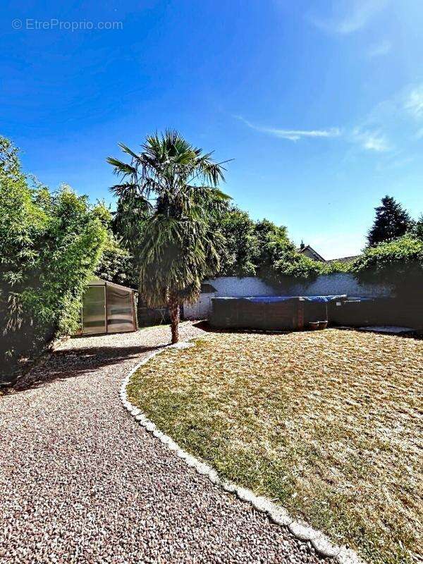 Nevers  à découvrir Très Jolie maison 7 pièce(s) 132.41 m2 - photo 3