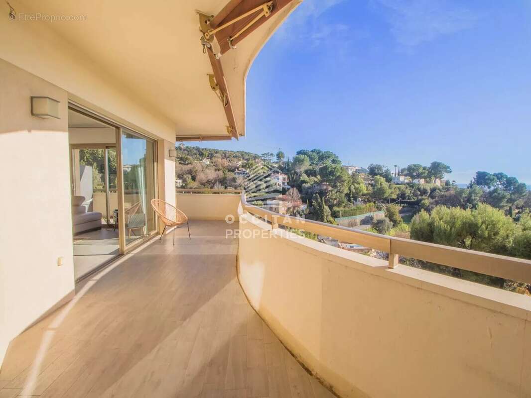 Appartement à LE CANNET