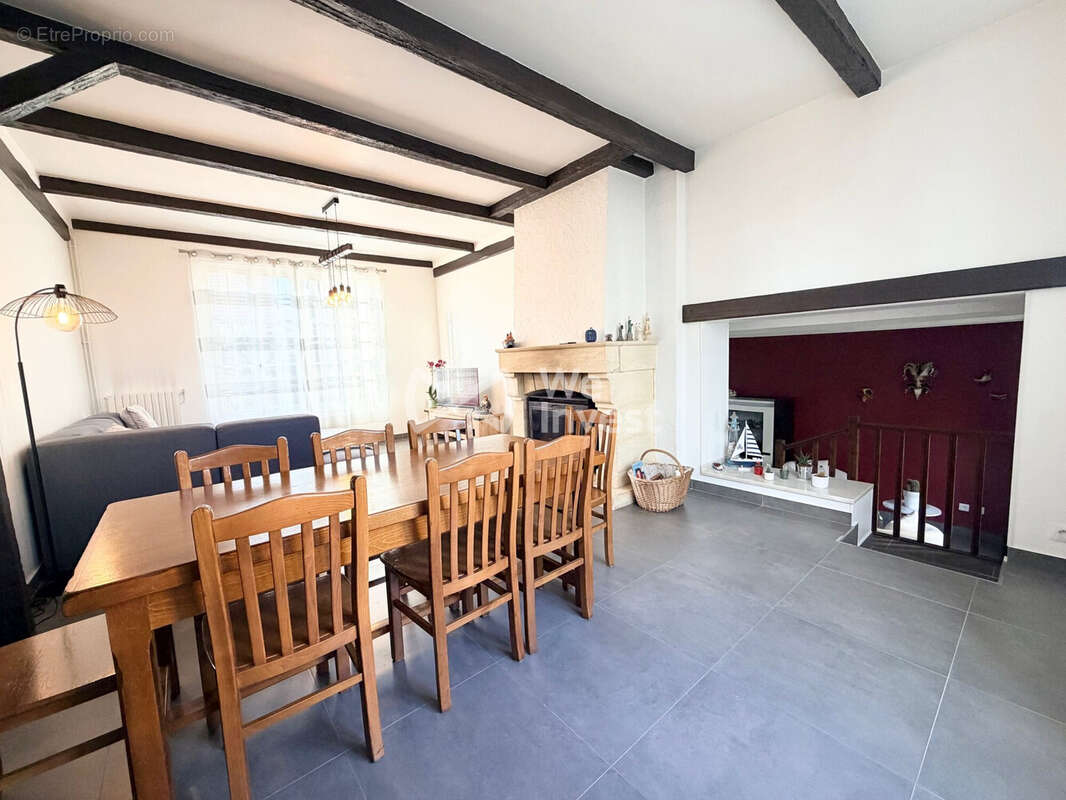 Maison à BROU-SUR-CHANTEREINE