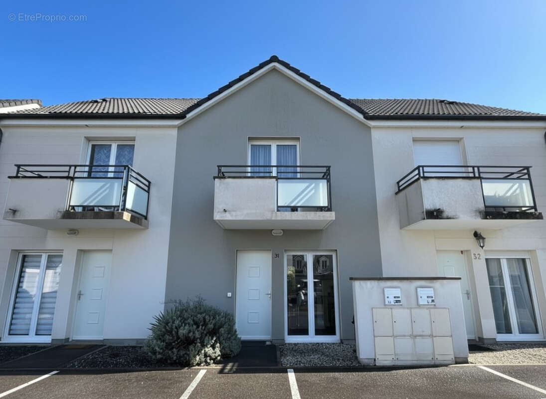 Appartement à AMNEVILLE
