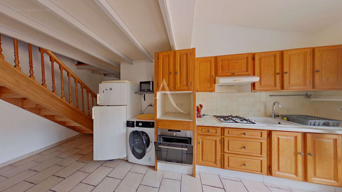 Maison à GINASSERVIS