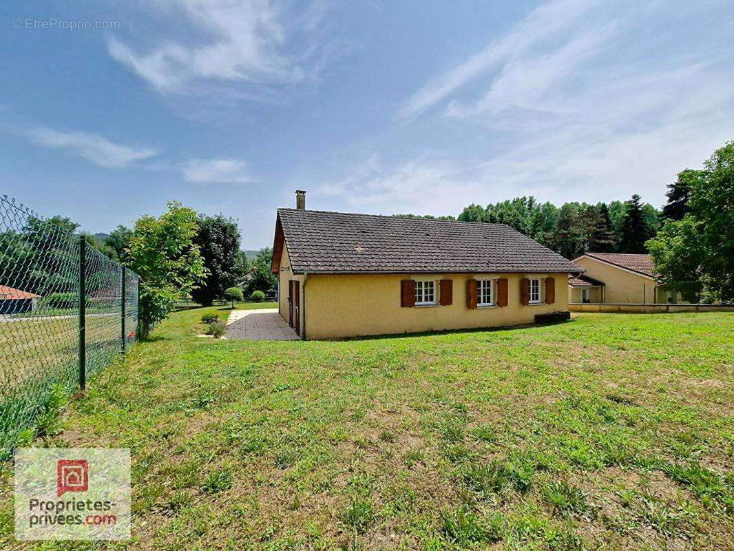 Maison à BREGNIER-CORDON