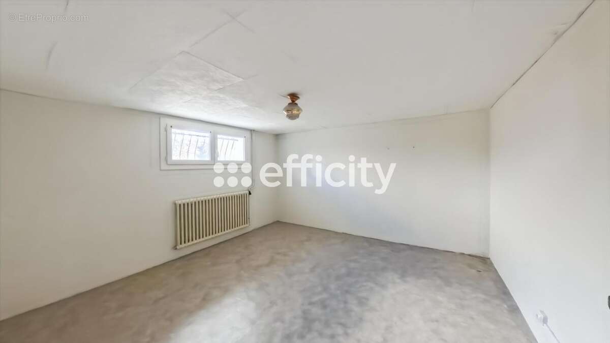 Maison à VILLENEUVE-SUR-LOT