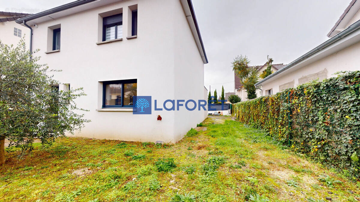 Maison à ATHIS-MONS