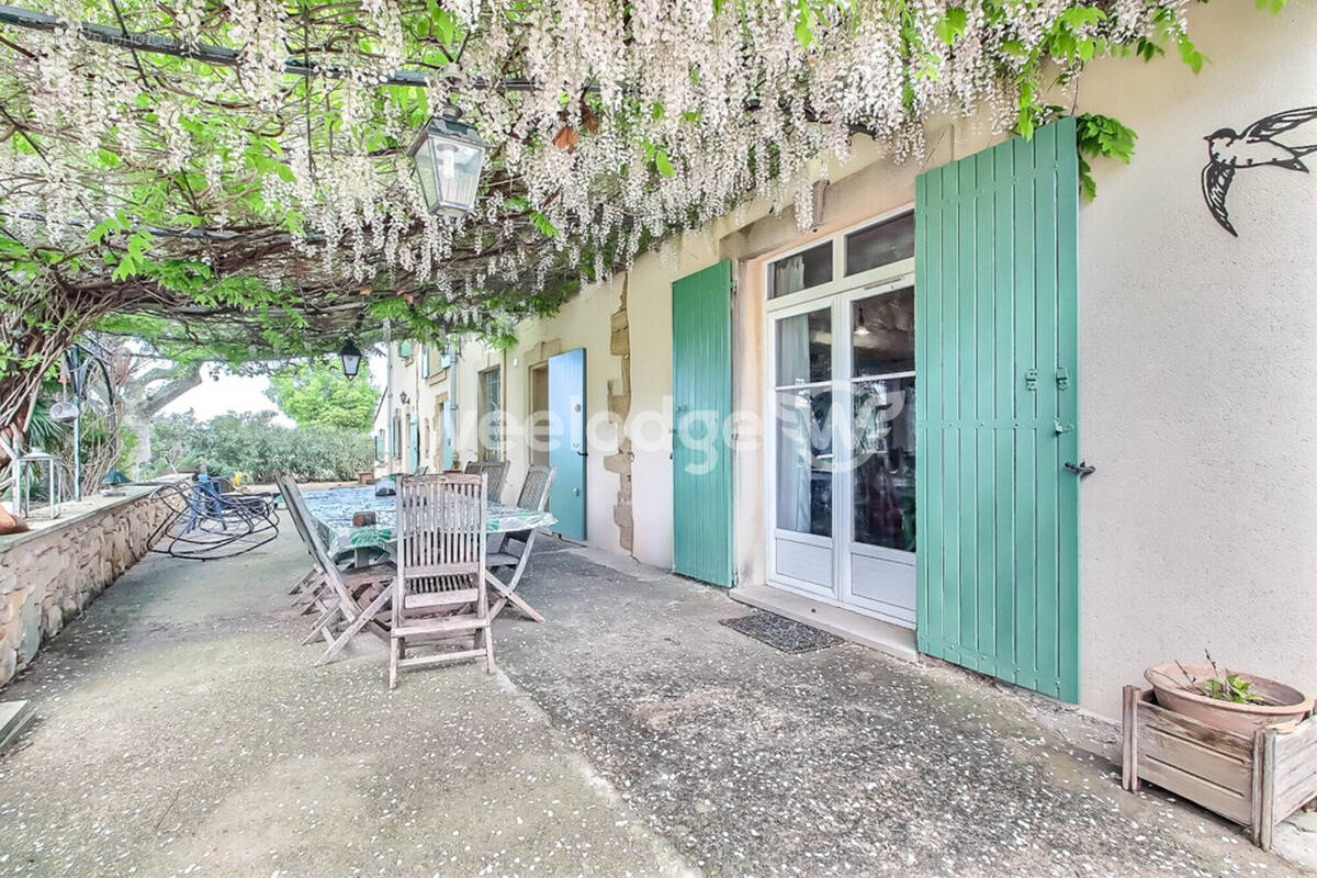 Maison à SAINT-CHAMAS