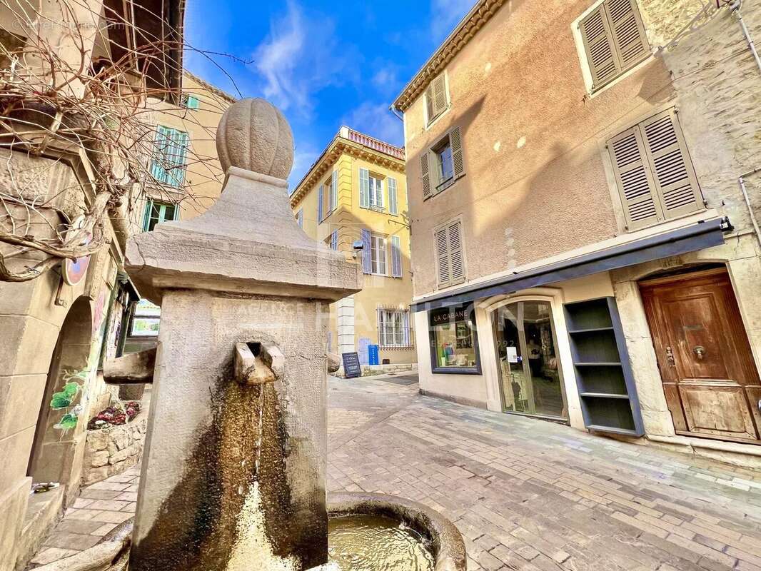 Appartement à VALBONNE