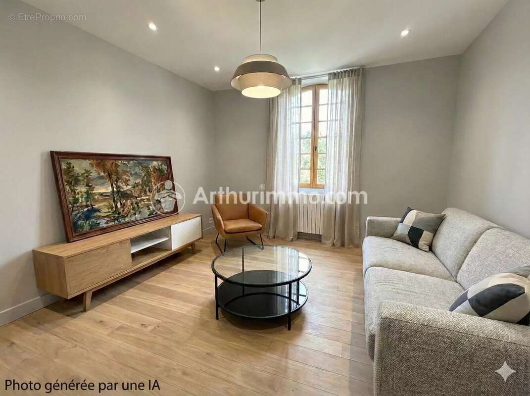 Maison à SAINT-ASTIER