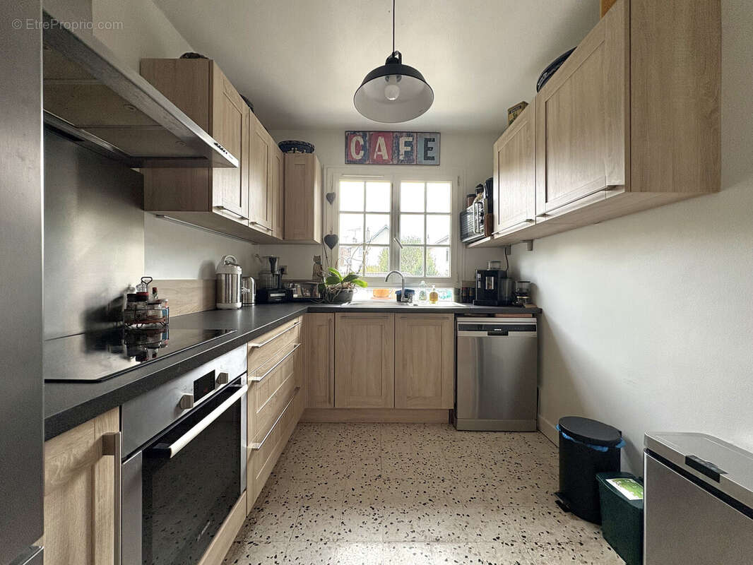 Maison à SAINT-CYR-L&#039;ECOLE