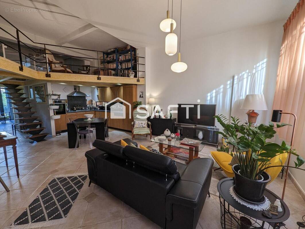 Photo 1 - Appartement à SAINT-RAPHAEL