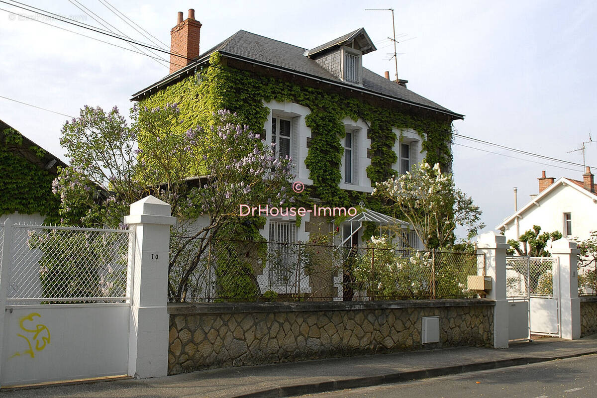 Maison 113 m² à Poitiers  - photo 3