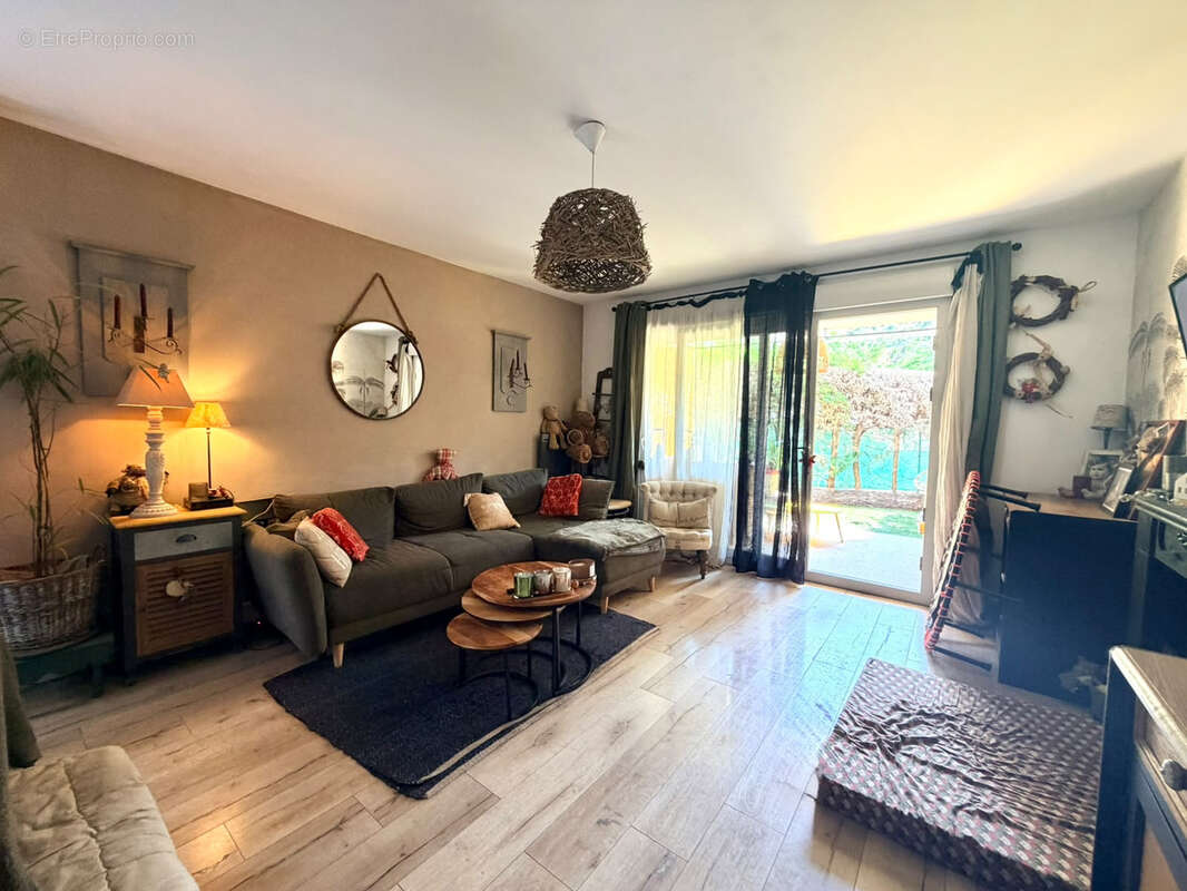 Appartement à ROQUEBRUNE-CAP-MARTIN