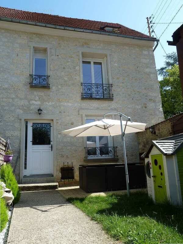 Maison à GRISY-LES-PLATRES