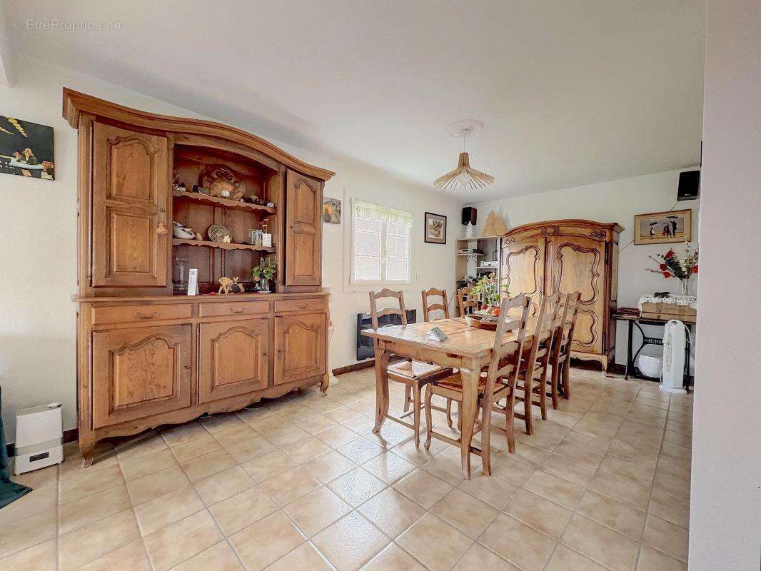 Maison à CHEVIGNY-SAINT-SAUVEUR