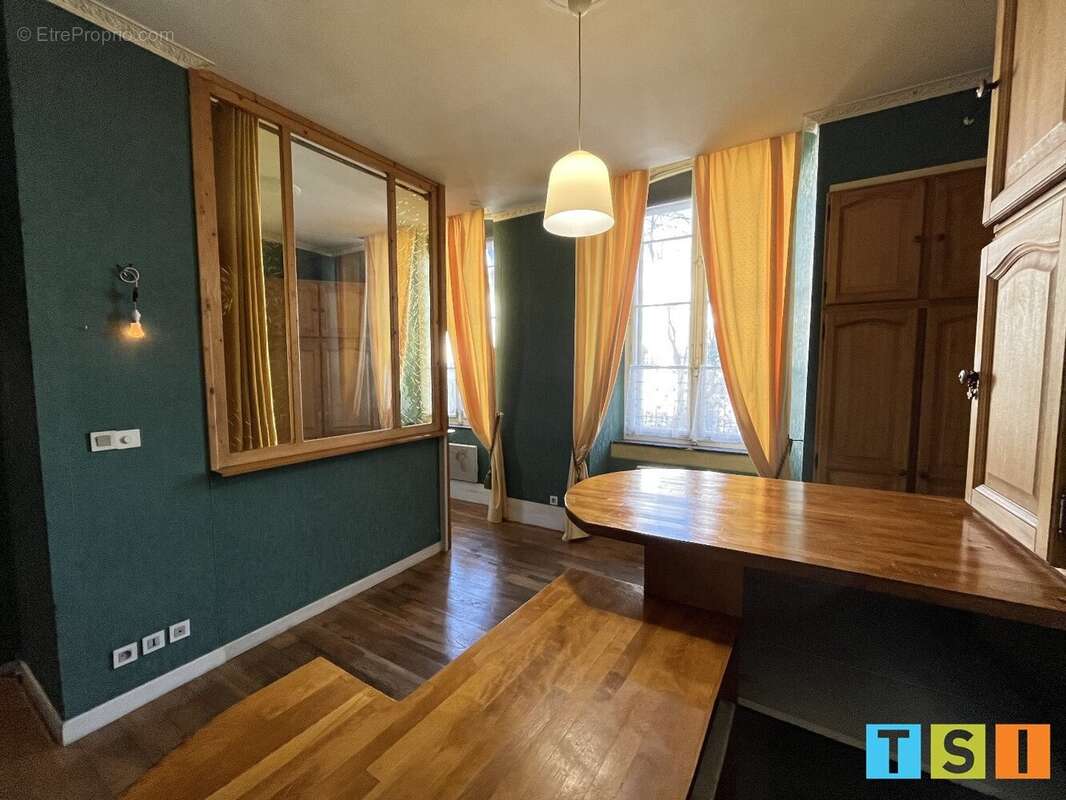 Appartement à MONTREJEAU