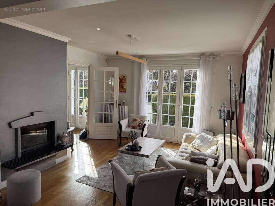 Photo 9 - Maison à SAINTE-GENEVIEVE-DES-BOIS