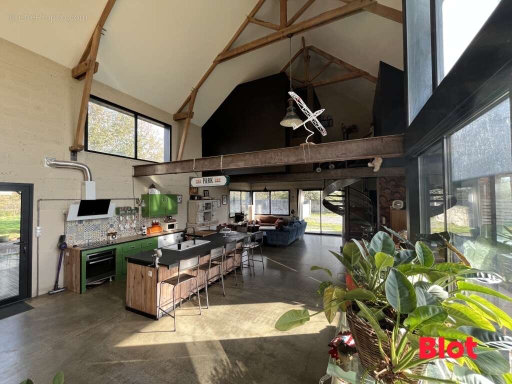 Maison à LA DOMINELAIS