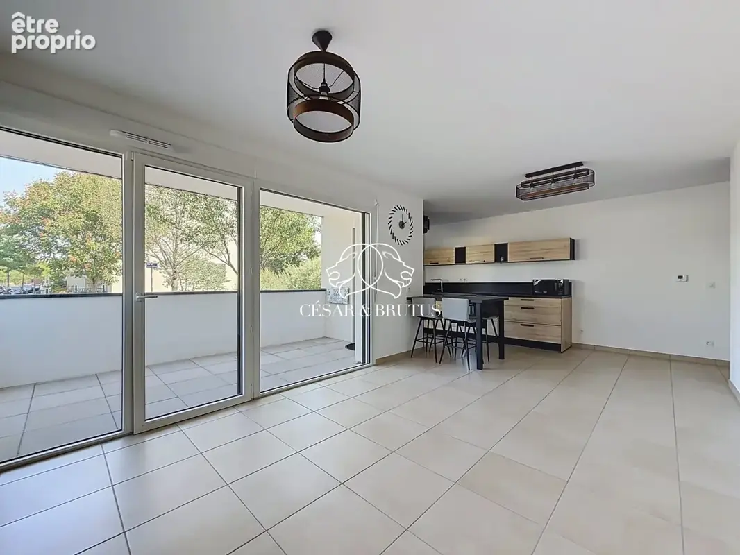 Appartement 3 pièces 63 m² à vendre à Bron (69500) - photo 3