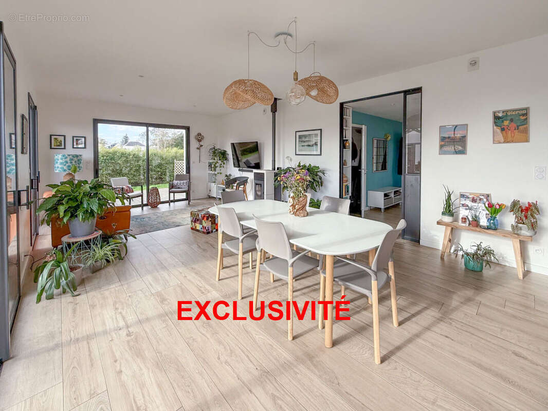 BOUSSER 1.1 - Maison à MONTREUIL-LE-GAST