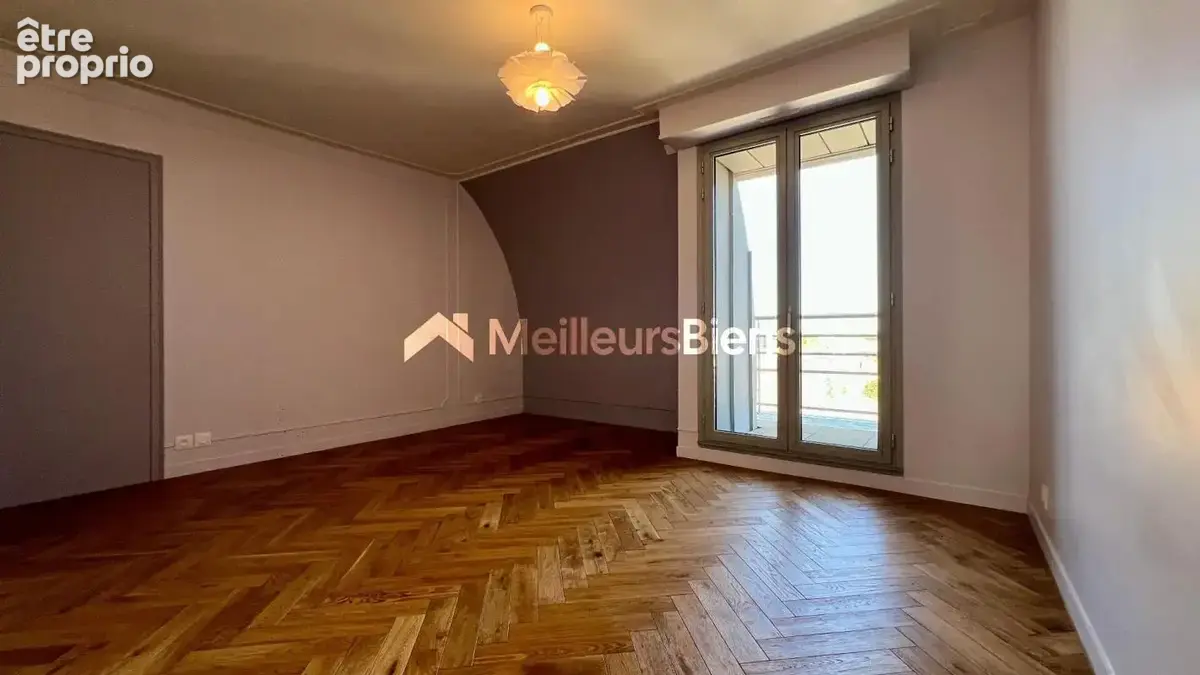 Rooftop - Résidence de standing - plein centere - 119 m² - La Roche-sur-Yon- Double balcon + garage + cave - photo 9