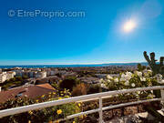 Appartement à SAINT-LAURENT-DU-VAR