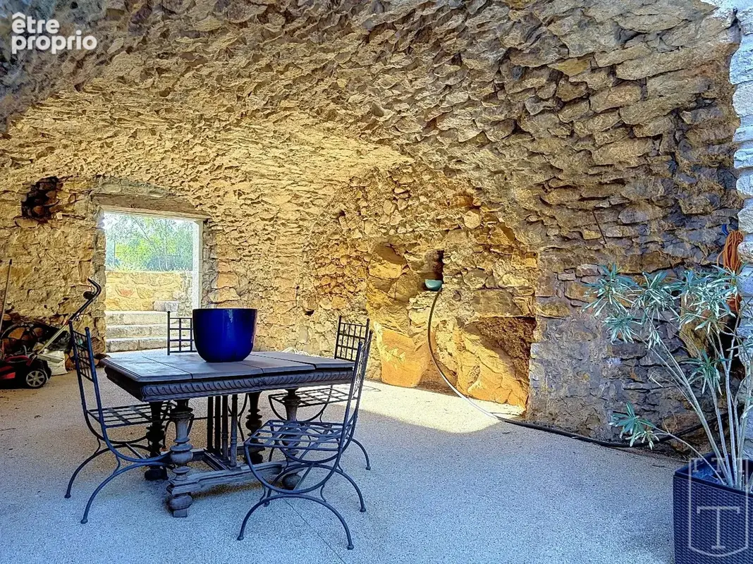 Maison de caractère au coeur du village - photo 18