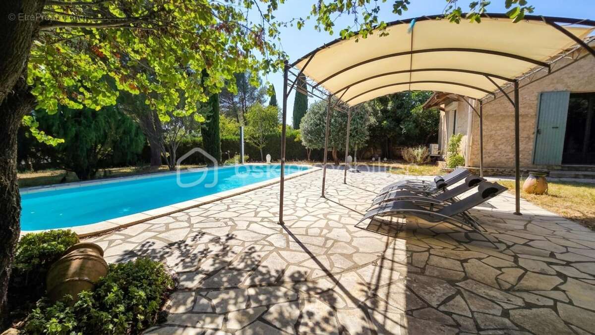 Villa de plain-pied avec piscine - photo 20