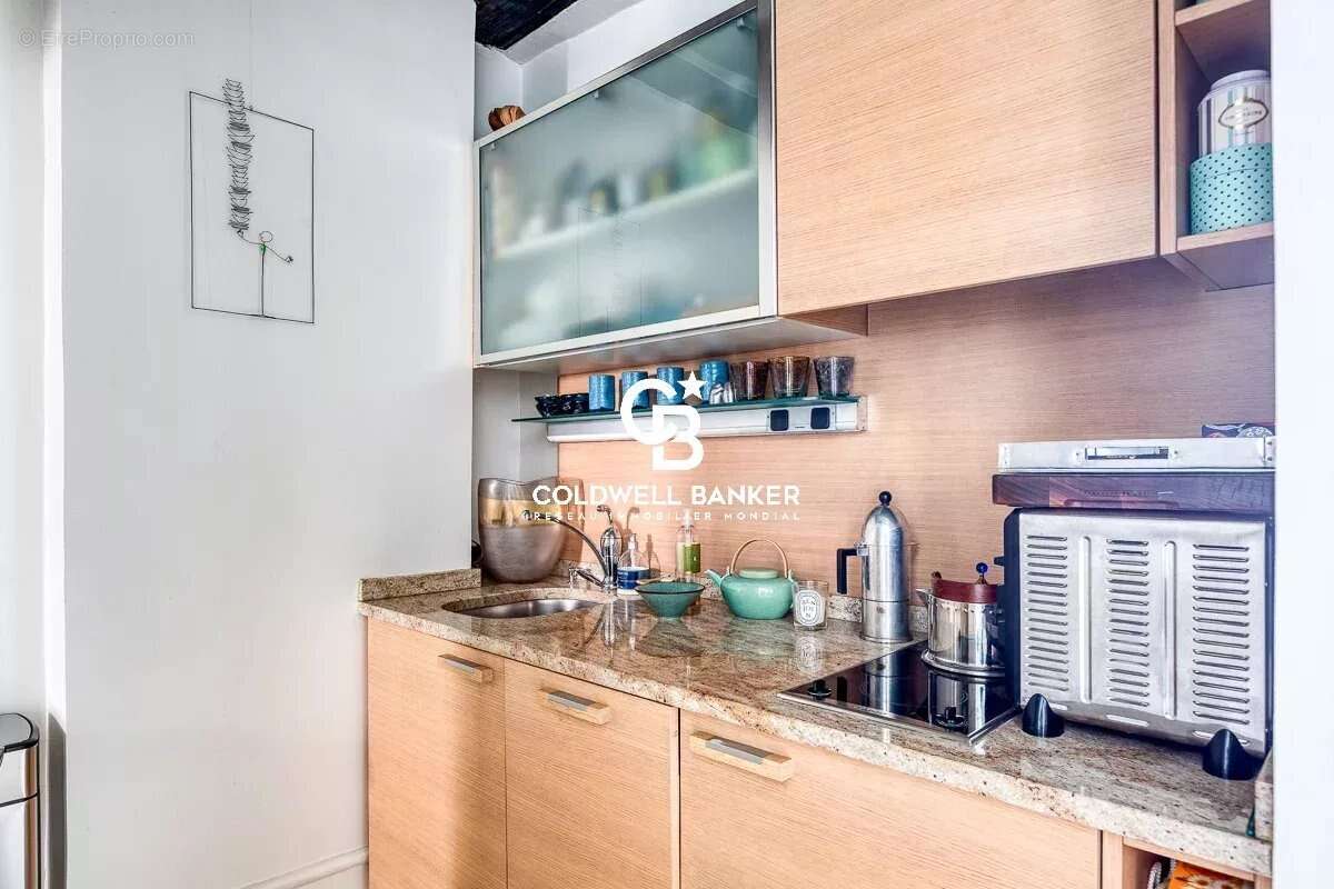 Appartement à PARIS-7E