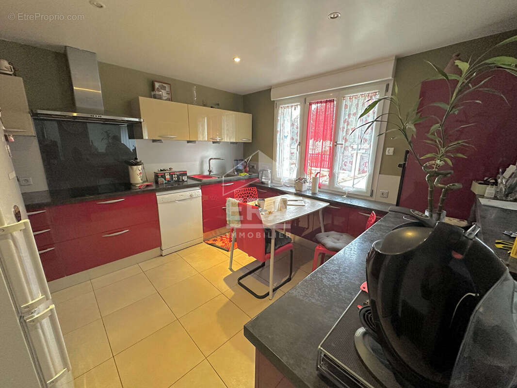 Maison à VARENNES-SUR-SEINE