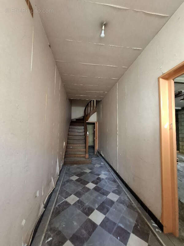 Maison à SAINT-MARTIN-DE-VALAMAS