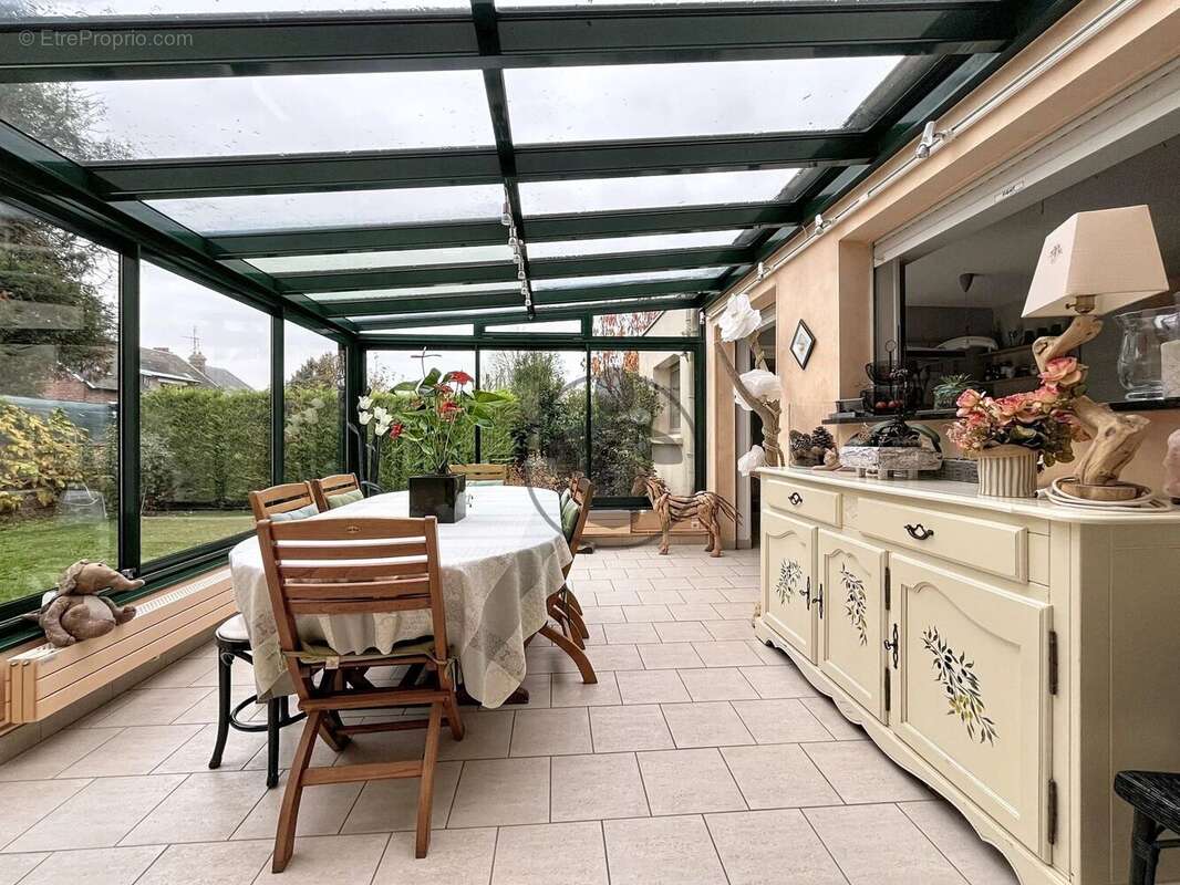 Maison à SAINT-QUENTIN