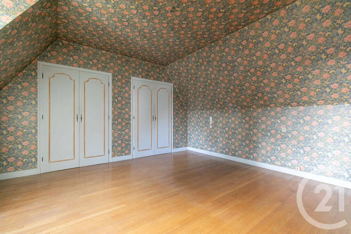 Maison à LIMEIL-BREVANNES