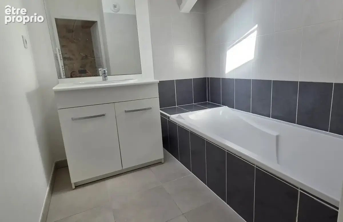 Sete - appartement duplex  avec ascenseur - photo 7