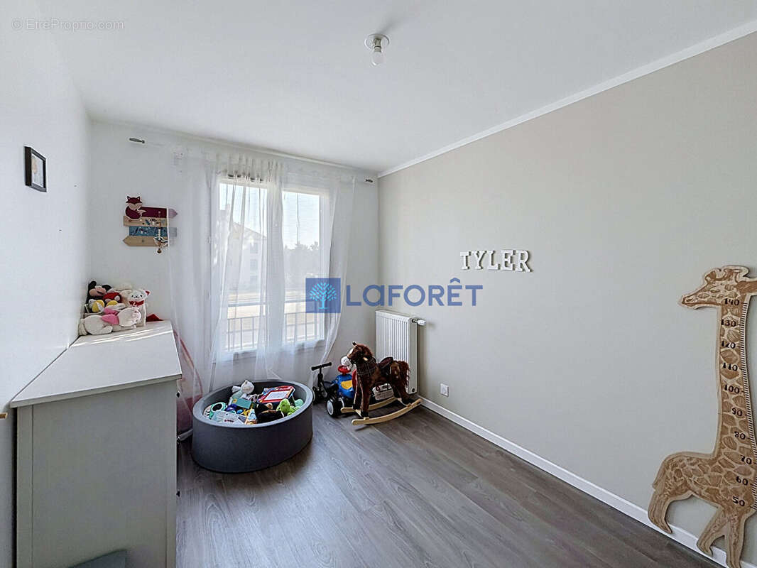 Appartement Saint Pierre Du Perray 3 pièce(s) 61 m2 - photo 7